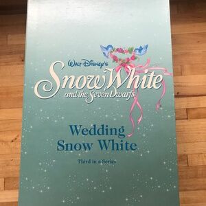 NIB Original Snow White Doll